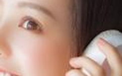 羽月希产后哺乳期挤奶水